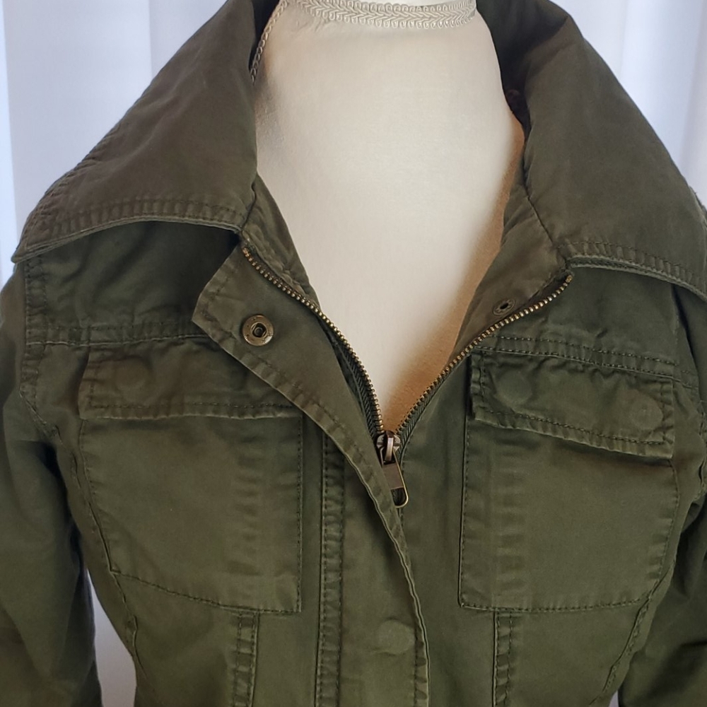 DB ESTABLISHED 1962 GREEN MID LENGTH COAT SIZE SMALL - Picture 2 of 9